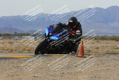 media/Dec-17-2022-SoCal Trackdays (Sat) [[224abd9271]]/Turn 9 Inside (1pm)/